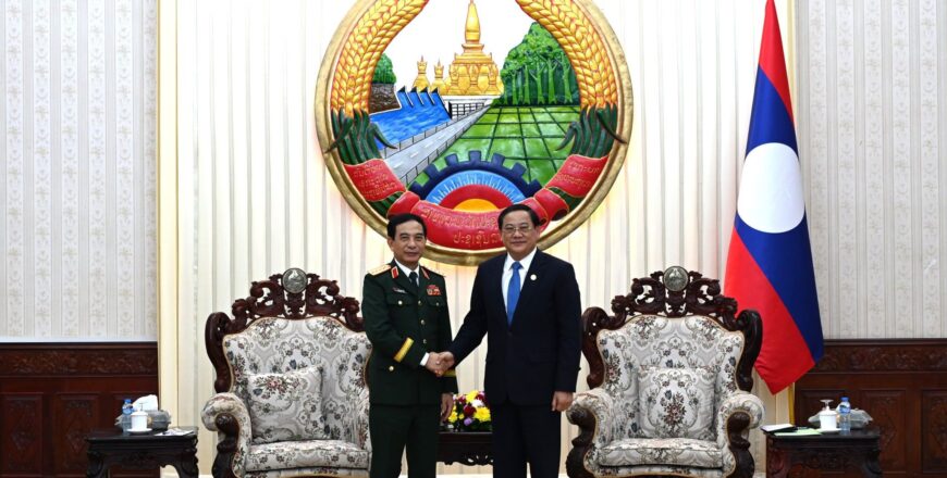 ນາຍົກລັດຖະມົນຕີ ຕ້ອນຮັບ ລັດຖະມົນຕີກະຊວງປ້ອງກັນປະເທດ ສສ ຫວຽດນາມ