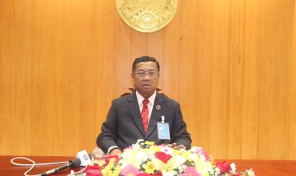 ສະພາ ຖະແຫລງຜົນສຳເລັດການພິຈາລະນາບົດລາຍງານຂອງລັດຖະບານ ກ່ຽວກັບການ​ຈັດ​ຕັ້ງ​ປະ​ຕິ​ບັດວຽກງານ 3 ສ້າງ.