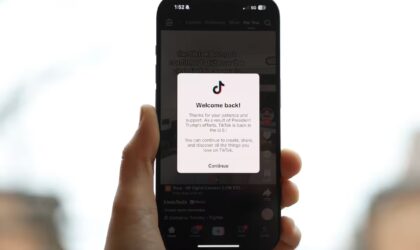 TikTok ກັບມານໍາໃຊ້ໄດ້ແລ້ວຢູ່ອາເມລິກາ ຫລັງທ່ານ ທຣໍາ ປະກາດໃຊ້ຄໍາສັ່ງພິເສດຂະຫຍາຍເວລາຫ້າມນໍາໃຊ້ແອັບ