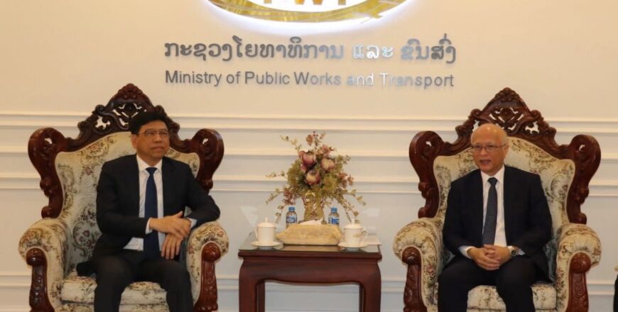 ລັດຖະມົນຕີກະຊວງ ຍທຂ ຕ້ອນຮັບຮອງລັດຖະມົນຕີກະຊວງຄົມມະນາຄົມຂົນສົ່ງຫວຽດນາມ