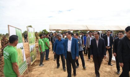 ປະທານປະເທດ ລົງຢ້ຽມຢາມພື້ນຖານການຜະລິດຢູ່ແຂວງສາລະວັນ ແລະ ສະຫວັນນະເຂດ