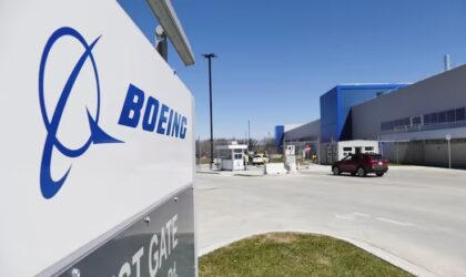 Boeing ກຽມເລີກຈ້າງພະນັກງານປະມານ 400 ຕໍາແໜ່ງ ພາຍຫລັງນາຊາເລື່ອນໂຄງການສົ່ງຈະຫລວດໄປດວງຈັນ