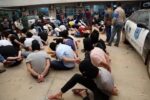 ມຽນມາ ມອບຜູ້ຖືກທຳຮ້າຍ ທີ່ໄດ້ຮັບການຊ່ວຍເຫຼືອອອກຈາກເຂດດຳເນີນການສໍ້ໂກງຊັບທາງໂທລະຄົມ61 ຄົນ ໃຫ້ລັດຖະບານໄທ