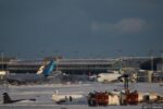 ສາຍການບິນ Delta Air Lines ສະເໜີເງິນຊົດເຊີຍຜູ້ໂດຍສານ ຄົນລະ 30,000 ໂດລາສະຫະລັດ