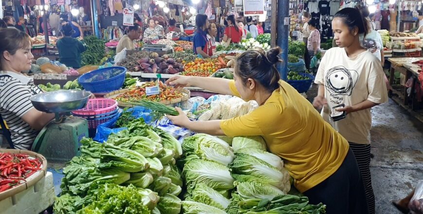 ປຸກລະດົມຄວາມຮັກຊາດ ຜະລິດ ແລະ ຊົມໃຊ້ສິນຄ້າລາວ ຄືແຜນໄລຍະຍາວເຮັດໃຫ້ເງິນກີບແຂງຄ່າ ປຸກລະດົມຄວາມຮັກຊາດ ຜະລິດ ແລະ ຊົມໃຊ້ສິນຄ້າລາວ ຄືແຜນໄລຍະຍາວເຮັດໃຫ້ເງິນກີບແຂງຄ່າ