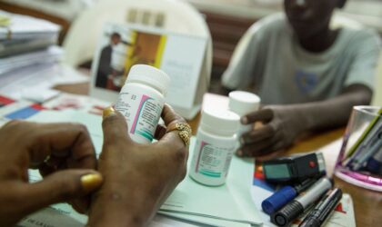 WHO ເຕືອນ ຢາຕ້ານໄວຣັສ HIV ໃນ 8 ປະເທດໃກ້ໝົດ ເພາະ USAID ຢຸດການຊ່ວຍເຫລືອ