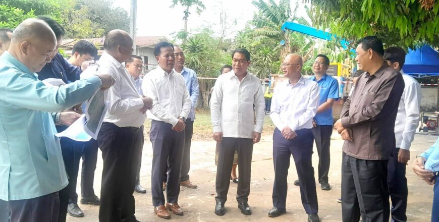 ລັດຖະມົນຕີ ແລະ ເຈົ້າຄອງ ຕິດຕາມສະຖານີສູບນໍ້າເພື່ອເລັ່ງແກ້ໄຂ ບັນຫານໍ້າປະປາບໍ່ພໍໃຊ້ໃນນະຄອນຫລວງວຽງຈັນ ລັດຖະມົນຕີ ແລະ ເຈົ້າຄອງ ຕິດຕາມສະຖານີສູບນໍ້າເພື່ອເລັ່ງແກ້ໄຂ ບັນຫານໍ້າປະປາບໍ່ພໍໃຊ້ໃນນະຄອນຫລວງວຽງຈັນ