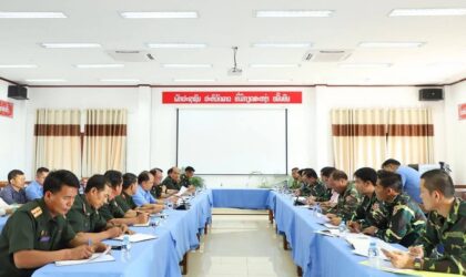 ນາຍ ແລະ ພົນທະຫານ ທີ່ຖືກຄັດເລືອກໄປຊ່ວຍສອນຢູ່ເຂດຫາງໄກສອກຫຼີກ​ຈະໄດ້ຮັບເງິນເພີ່ມ 70% ຂອງເງິນເດືອນ
