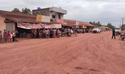 ຕັ້ງລາງວັນນຳຈັບ 50 ລ້ານກີບ ຜົວໂຫດ ຂໍຄືນດີເມຍບໍ່ສຳເລັດ ລົງມືຄາຕະກຳເມຍ ແລ້ວຫລົບໜີ