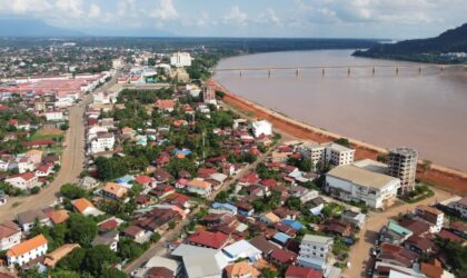 1 ນະຄອນ ແລະ 5 ເມືອງຂອງແຂວງຈໍາປາສັກ ໄດ້ຮັບໃບຢັ້ງຢືນ ເປັນນະຄອນ – ເມືອງພົ້ນທຸກ