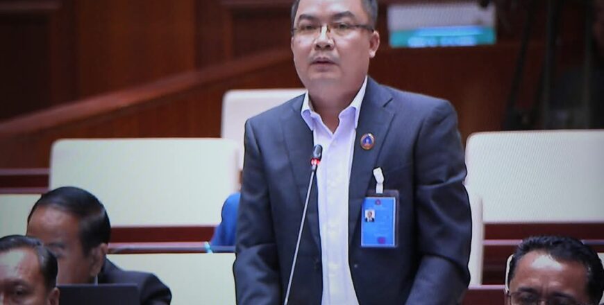 ສສຊ ເຂດ 13 ປະກອບຄຳເຫັນ ຫລາຍບັນຫາສຳຄັນ ໃນການພັດທະນາປະເທດ