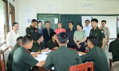 ເປີດຊຸດເຝິກອົບຮົມວິຊາຄູຊັ້ນປະຖົມສຶກສາ ຊຸດທີII ໃຫ້ແກ່ພະນັກງານ-ນັກຮົບ ເພື່ອໄປຊ່ວຍສິດສອນຢູ່ເຂດຫາງໄກສອກຫລີກ