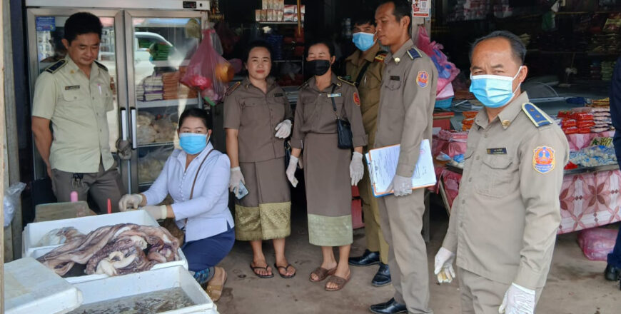 ເມືອງໄຊຍະບູລີ ກວດພົບສິນຄ້າໝົດອາຍຸ ແລະ ອາຫານທະເລມີສານເຈືອປົນ