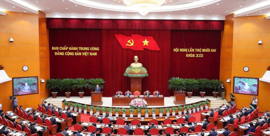 ຫວຽດນາມ ປົດຕຳແໜ່ງສະມາຊິກ ພັກອະດີດການນຳສູງສຸດ 4 ທ່ານ ຍ້ອນມີສ່ວນພົວພັນກັບການສໍ້ລາດບັງຫລວງ
