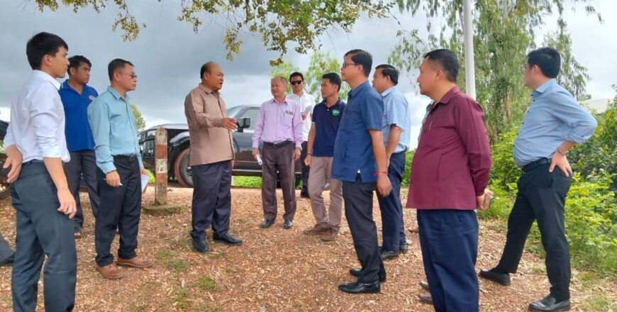 ຮອງເຈົ້າຄອງ ນວ ລົງຕິດຕາມ ແລະ ກວດກາສະພາບຄອງລະບາຍນໍ້າ ຢູ່ ເມືອງ ໄຊເສດຖາ