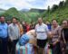 ຮອງປະທານປະເທດ ລົງຊ່ວຍຫລືອປະຊາຊົນ ທີ່ໄດ້ຮັບຜົນກະທົບ ຈາກນ້ຳຖ້ວມຢູ່ບ້ານຫາດບໍ່ ເມືອງໜອງແຮດ