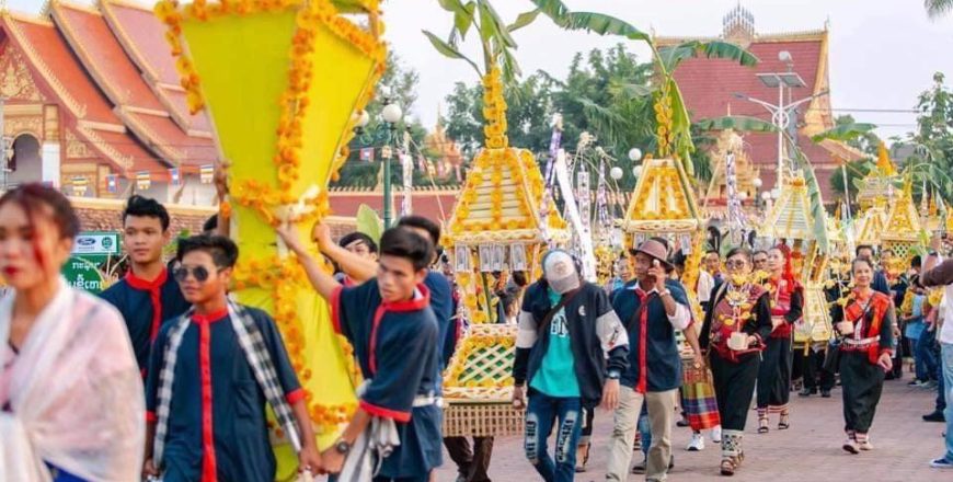 ປະເພນີ ແຫ່ຜາສາດເຜິ້ງ ຕິດພັນກັບ ບຸນນະມັດສະການພຣະທາດຫຼວງ ມາຢ່າງຍາວນານ ປະເພນີ ແຫ່ຜາສາດເຜິ້ງ ຕິດພັນກັບ ບຸນນະມັດສະການພຣະທາດຫຼວງ ມາຢ່າງຍາວນານ