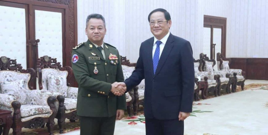ນາຍົກລັດຖະມົນຕີ ຕ້ອນຮັບຄະນະຜູ້ແທນຮອງນາຍົກລັດຖະມົນຕີ ລັດຖະມົນຕີກະຊວງປ້ອງກັນປະເທດ ເຂົ້າຢ້ຽມຂໍ່ານັບ